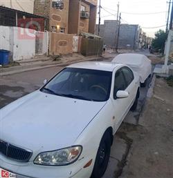 نيسان ماكسيما